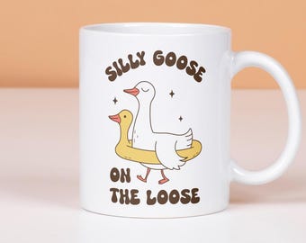 Taza de ganso tonto suelto, taza de ganso divertida, taza de café con meme, regalo de broma, taza de pájaro divertida, regalo divertido, taza de animal, taza de té de ganso, taza con meme