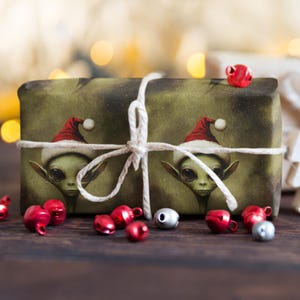 Alien Christmas Wrapping Paper, Extraterrestrial Holiday Gift Wrap, Alien Xmas Gift Wrap, Sci-Fi Christmas Gift Wrap, Alien Santa Claus Gift