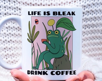 Taza de rana triste, la vida es café de bebida sombría, taza de café de humor oscuro, taza de rana extraña, taza de depresión, taza de novedad, taza de salud mental