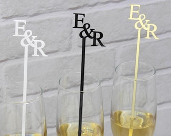 50 Stück gravierte personalisierte Briefgetränkerührer Benutzerdefinierte Cocktailrührer Hochzeitsgetränkerührer für Party personalisierte Swizzle-Sticks