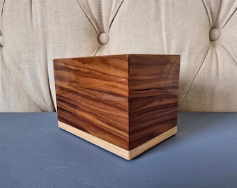 Modern Italian Wood Cremation Urn Box Handcrafted Memorial Keepsake Mahogany New