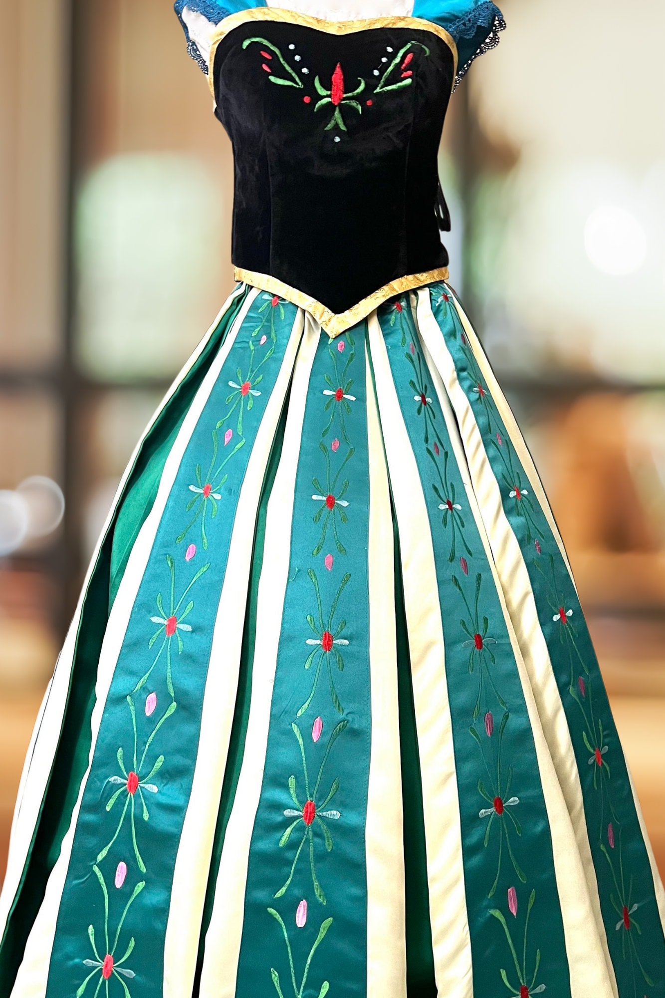 Cosplay Costume Disney Frozen Anna Coronation Dress Women's