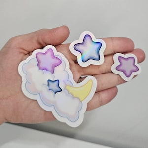 Adorable autocollant en vinyle nuage, lune et étoiles kawaii, décalcomanies holographiques célestes, résistant à l'eau, esthétique arc-en-ciel pastel