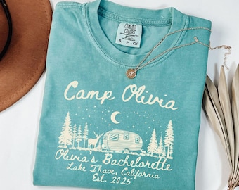 Camiseta personalizada para despedida de soltera en campamento, tripulación de cabina, camiseta de campamento para novias en la montaña, regalos para despedidas de soltera, camiseta para despedida de soltera con temática de lago, viaje de chicas
