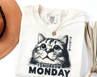 Imorgon är det måndag Lata katt Komfortfärger T-shirt, kattälskare present, julklapp, rolig katt-t-shirt, måndag motivation katt-t-shirt, jag hatar måndagar