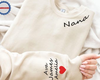 Besticktes Nana-Sweatshirt, personalisiertes Geschenk für Nana, Nana-Sweatshirt mit den Namen der Enkelkinder auf dem Ärmel, neuer Nana-Pullover, Muttertag