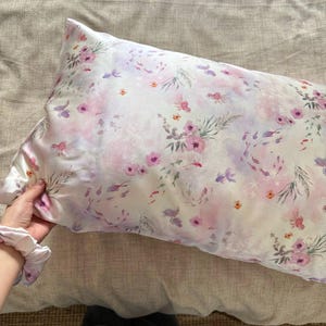 Pink Koi Fish Silk Pillowcase with Scrunchie: 25 Momme Mulberry Silk