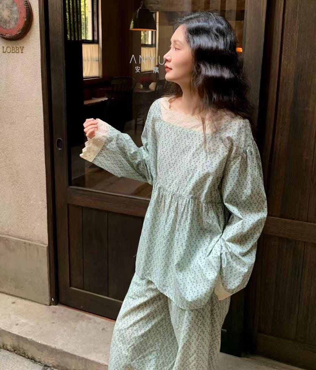 Couple loungewear France