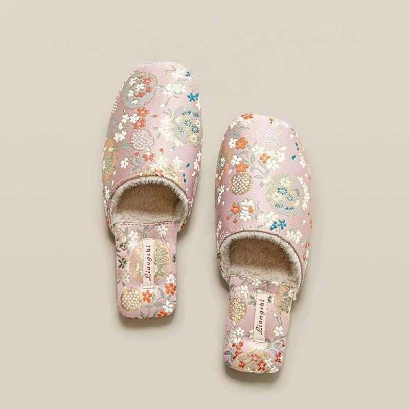 Chinese Dragon Rose Pattern Print Premium Home Slippers main image 0