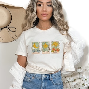 T-shirt Carte Tarocchi Luna, Stella, Sole, T-shirt mistica vintage, maglietta arcani maggiori, amanti della cartomanzia, regalo per lei