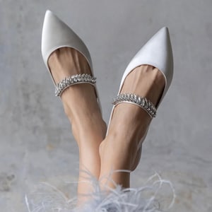 Bridal Shoes in Ivory Satin: Block Heel wedding sandals with crystal detail