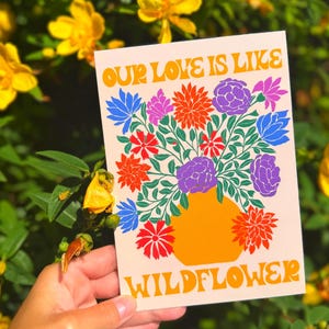 Handgemachte Karte um 'I Love You' zu sagen - Botanische Illustration Bunte handgemachte Blumenkarte - Wildblumendesign für jeden Anlass