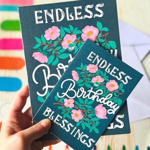Carte d'anniversaire personnalisée faite main - Design floral exquis pour elle - Idée cadeau unique