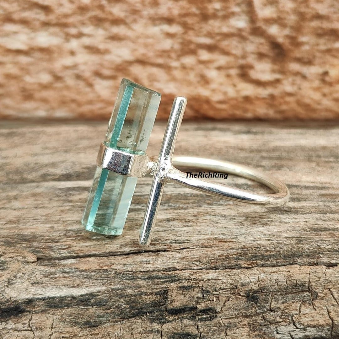 Raw Aquamarine Ring, Adjustable Silver Pencil Ring, Aquamarine Stick ...