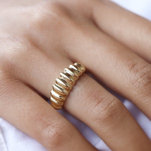 14K Solid Gold Dome Ring - Gold Croissant Dome Ring - Dainty Statement Ring - Thick Gold Rings Women - Everyday Jewelry - Mother’s Day Gift