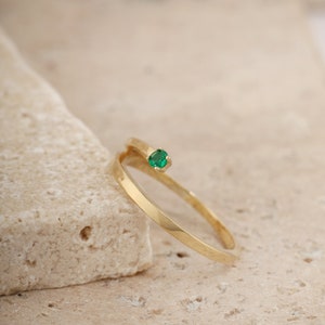 Retymno Ring, 14 K solid Gold Ring, Dünne Gold Stapelringe für Frauen, Zierliche Goldring, Minimal Schmuck, Zarte Ring, Geschenk für Sie Bild 1