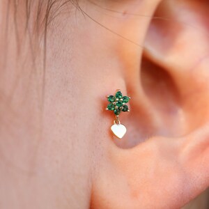 14K Solid Gold Flower and Heart Piercing, Minimalist Tragus Piercing, Gold Stud Ear Piercing, Cartilage Piercing, Helix Piercing