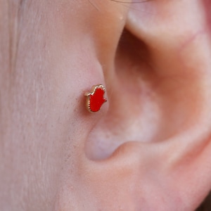 14K Solid Gold Hamsa Hand Piercing, Minimalist Tragus Piercing, Gold Stud Piercing, Stud Ear Piercing, Cartilage Piercing, Helix Piercing