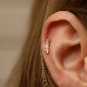 14K Solid Gold Plume Piercing, Minimalist Tragus Piercing, Gold Stud Piercing, Stud Ear Piercing, Cartilage Piercing, Helix Piercing