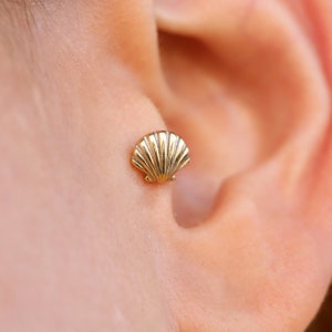 14K Real Gold Shell Earrings - Minimalist  Tragus Piercings - Flat Back Earrings Studs - Real Gold Dainty Helix Piercing - Gift for Women