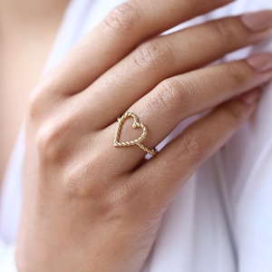 14K Solid Gold Open Heart Ring - Real Gold Twisted Band Ring - Dainty Minimalist Heart Ring - Love Knot Jewelry for Women - Gift for Her