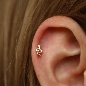 14K Solid Gold Tiny Snake Earring - Real Gold Serpent Piercing - Gold Flat Back Studs - Helix Piercing - Tragus Earring - Gift for Women