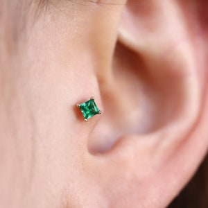 14K massief gouden vierkante piercing, minimalistische traguspiercing, kraakbeenpiercing, helixpiercing