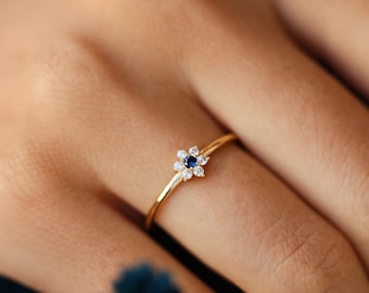 14K Solid Gold Minimalist Zircon Flower Ring - Dainty Ring for Women - Real Gold Tiny Flower Ring - 14K Gold Jewelry - Gift for Women