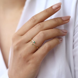 Retymno Ring, 14 K solid Gold Ring, Dünne Gold Stapelringe für Frauen, Zierliche Goldring, Minimal Schmuck, Zarte Ring, Geschenk für Sie Bild 2