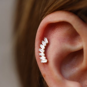 Piercing baguette en or massif 14 carats, piercing tragus minimaliste, clou d'oreille en or, piercing d'oreille, piercing du cartilage, piercing hélice