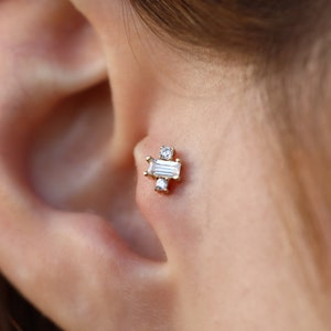 14K Solid Gold Baguette Cut Piercing - Real Gold Zircon Earring - Cartilage Piercing - Tragus Earring - Helix Piercing - Gift for Her