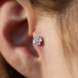 14K Solid Gold Baguette Piercing, Minimalist Tragus Piercing, Gold Stud Piercing, Stud Ear Piercing, Cartilage Piercing, Helix Piercing