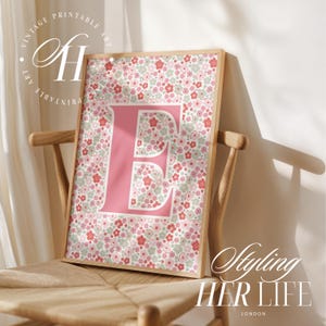 Impresión de flores con iniciales de la A a la Z, arte infantil con letras rosas, regalo para bebé recién nacido, impresión personalizada, arte infantil personalizado para niña, imprimible, DIGITAL