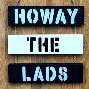 Newcastle United FC Inspired Wall Hanging - Howay The Lads