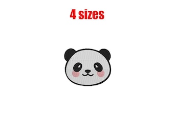 Puede incluir: Una cara de panda de dibujos animados en blanco y negro con mejillas rosadas. El panda está sonriendo. El texto "4 tamaños" está por encima del panda.