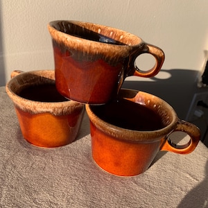 3 HULL CRESTONE MUGS &quot;Walnut Ridge&quot; Ovenproof Brown Drip / Lava Glaze Excellent Condition!