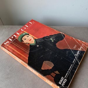 Spiegel Catalogue - Etsy