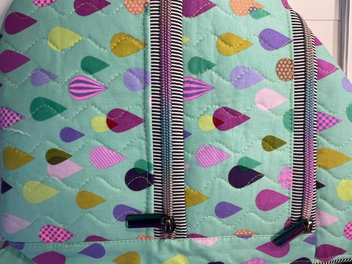 SIDEKICK CROSSBODY SLING BAG