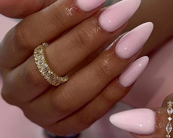 Rosa cipria / Unghie finte fatte a mano