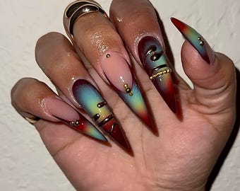 Braccialetti Aura Gold / Unghie finte fatte a mano