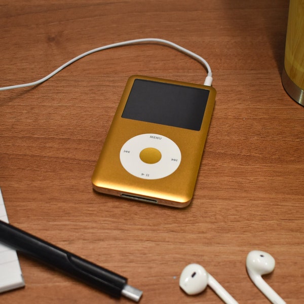 Generalüberholter iPod Classic 7th Generation Gold - 512GB / 1TB Flash-Speicher - Erweiterte Batterie