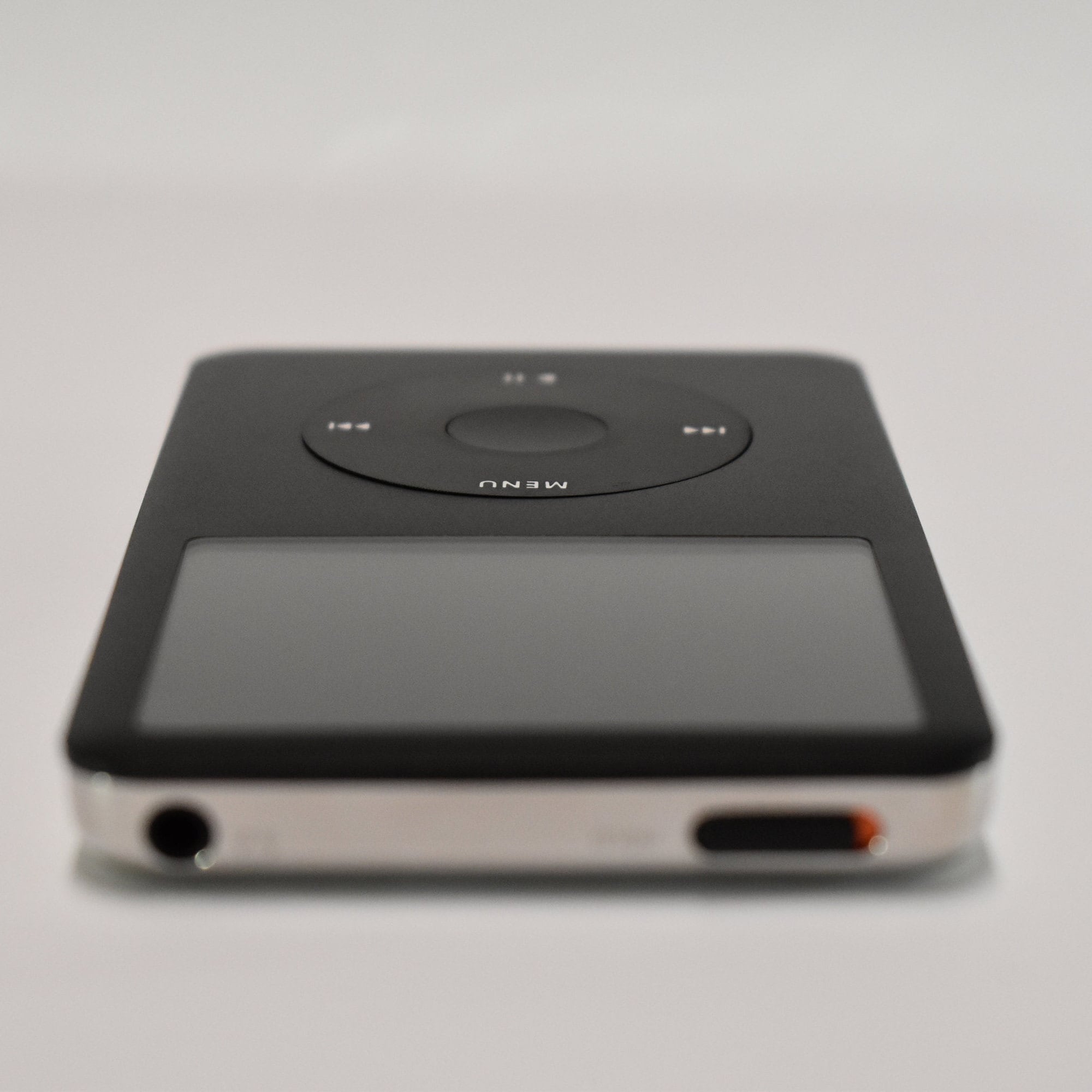 Refurbished Ipod Classic 7th Generation Black - 512GB / 1TB Flash