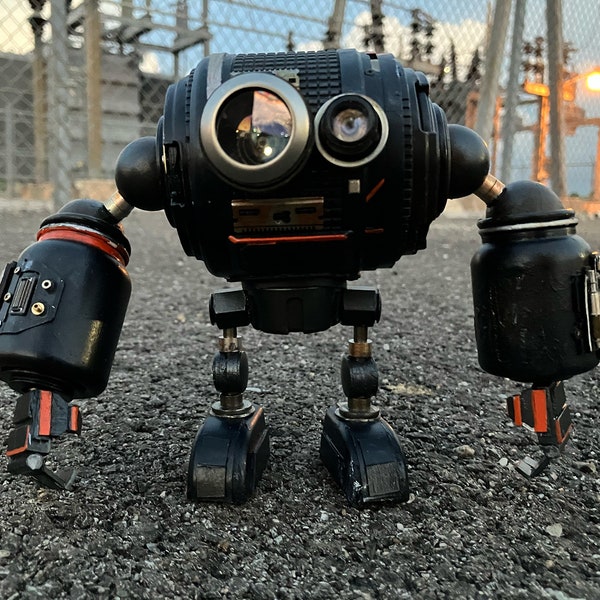 Robot sculpture – BarrelBot