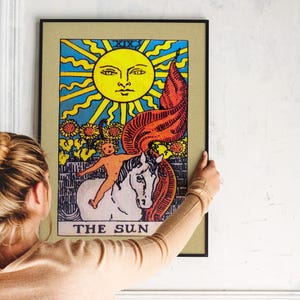 Impressão de carta de tarô The Sun, pôster de arte digital de tarô, arte de parede espiritual brilhante, decoração dos Arcanos Maiores, download instantâneo
