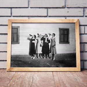 1920s Flapper Girls Beer Poster: Roaring Twenties Art (Digital Download)