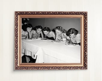 Women Eating Pasta, Black and White, Vintage Print, Spaghetti Poster, Kitchen Wall Art, Dining Room Decor, Antique Photo