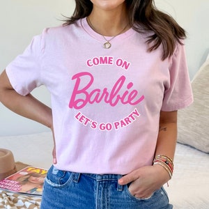 Komm schon Baby Lets Go Party Shirt, Baby Doll T-Shirt, Geburtstagsparty Shirt, Party Girls, Film Tshirt, Geburtstag Retro Party Shirt, Kinder Kleinkind T