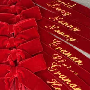 Fita de veludo bordada personalizada | Conjunto de mesa | Etiquetas para lembrancinhas | Anel de guardanapo | Decoração de casamento | Etiquetas para mesa.