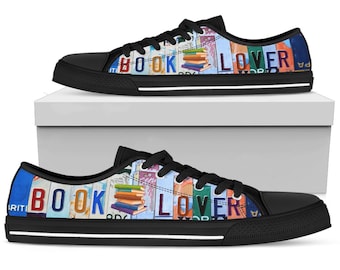 Custom lage canvas sneakers van Book Lover