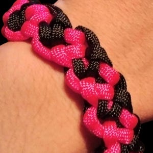 Lightweight Paracord 550 Survival Emergency Bracelet